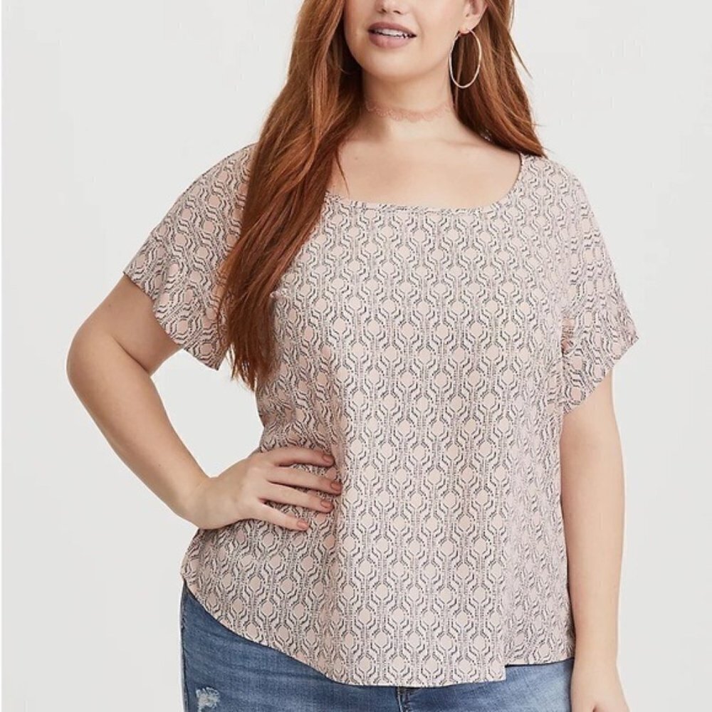 Torrid MULTICOLOR GEO PRINT OPEN BACK GEORGETTE BLOUSE